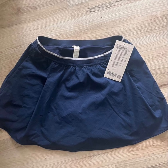Lululemon Perforated Narrow Waistband Tennis Skirt - Picture 1 of 9